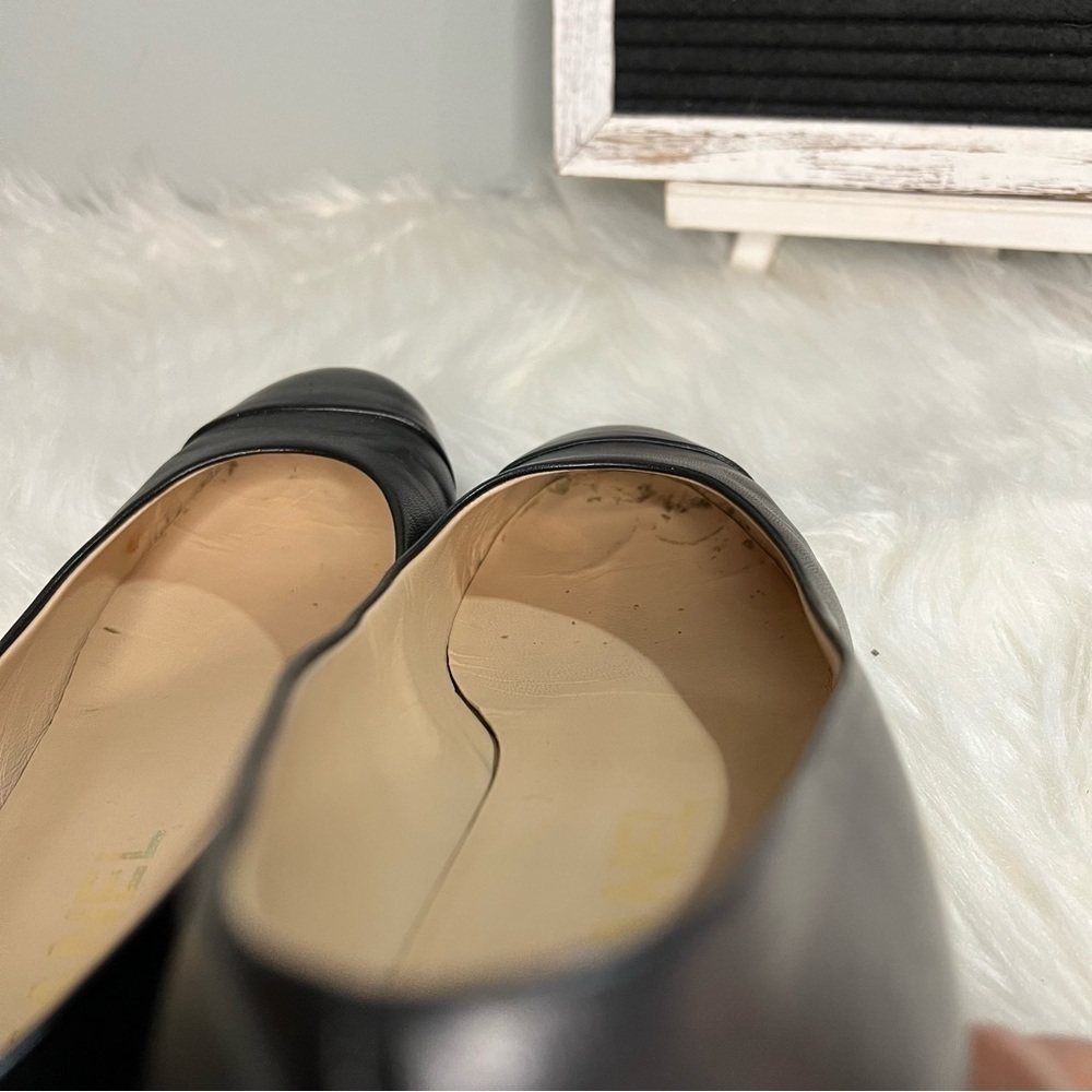 Chanel Black Lambskin Leather Pearl CC Logo Round Toe Low Block Heel Pump - 36C - Picture 10 of 16